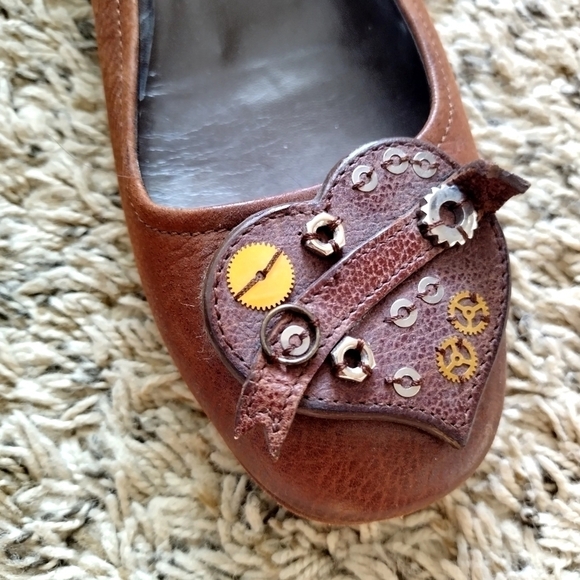 PRADA brown Leather Cactus Ballet heart applique Shoe sz 37/6,5 - Picture 2 of 8